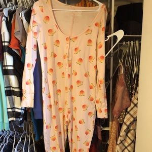 Pink Victoria secret 🍑 Peach onesie
